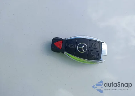 2014 Mercedes-Benz C 300 Sport 4Matic z USA, uszkodzony, nr VIN WDDGF8ABXEG231794